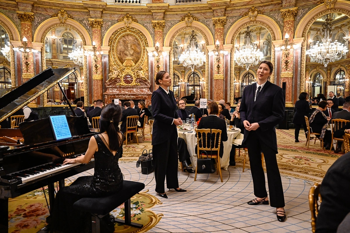 Moments suspendus entre voix, piano et silence